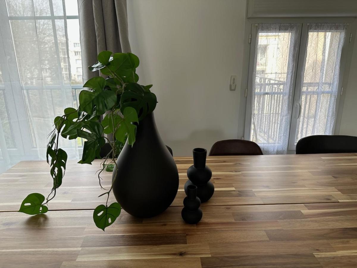 Appartement L'Escale Du Trianon à Le Plessis-Robinson Extérieur photo